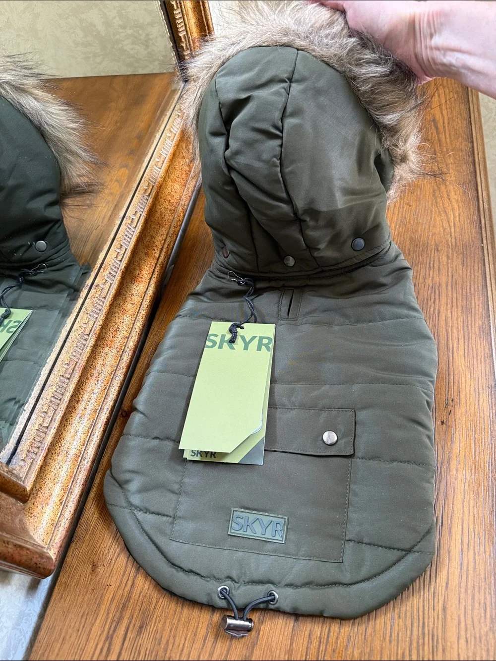 Sky Olive Green Quilted Dog Puffer Coat with removeable Faux Fur Hood. Size S.